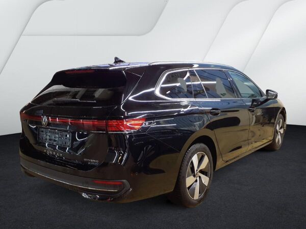 Volkswagen Passat Variant Business 1.5 eHybrid AHK/HuD/Navi bild 3