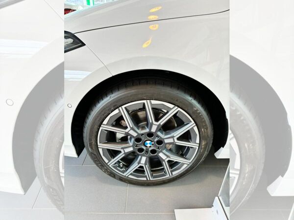 BMW 120 Lim. (F70) bild 7