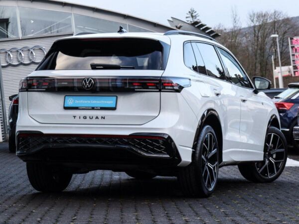 Volkswagen Tiguan SOFORT VERFÜGBAR!!! 2.0 TSI R-Line 4Motion Black Style AHK DCC bild 2
