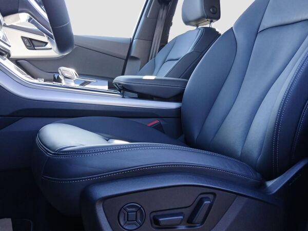Audi Q7 45 TDI quattro tiptronic Leder Matrix ACC Parkassistent 3. Sitzreihe bild 5