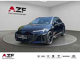 Audi RS3 Sportback S tronic+NAVI+MATRIX+280km/h Audi RS3 Sportback S tronic+NAVI+MATRIX+280km/h