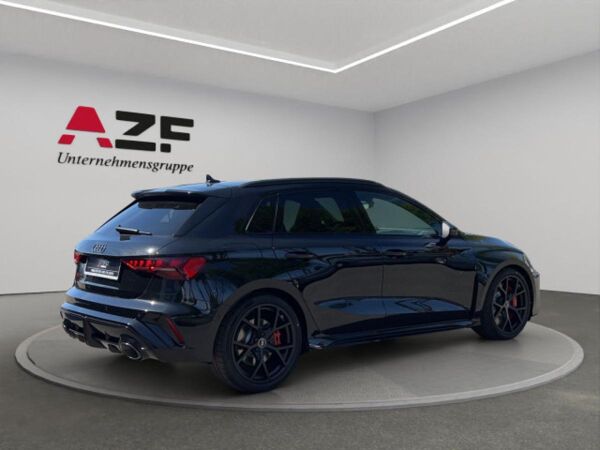 Audi RS3 Sportback S tronic+NAVI+MATRIX+280km/h bild 2