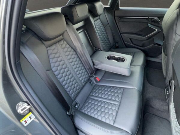 Audi RS3 Sportback S tronic+PANO+SONOS+280km/h bild 7