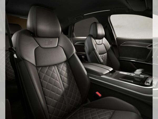 Audi S8 ⚡️sofort verfügbar ⚡️TFSI 420(571) kW(PS) tiptronic bild 5