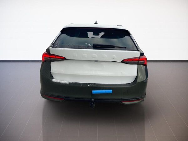 Skoda Octavia Combi Sportline 2.0TDI MATRIX.TravelA.SHZ.KAM.AHK.SmartLink.SignA bild 5