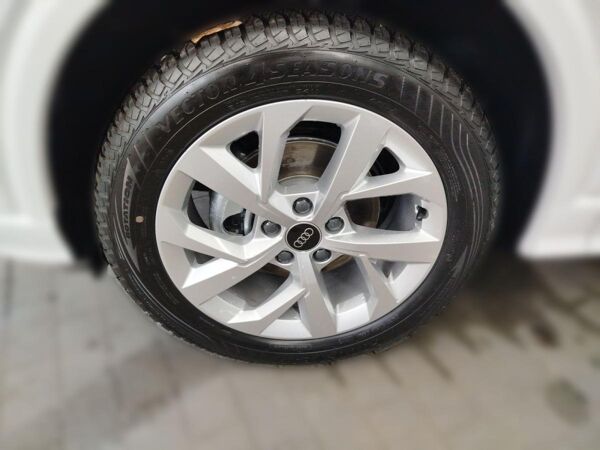 Audi Q2 35 TFSI advanced S tronic LED DAB VC PDC Sitzheizung bild 3