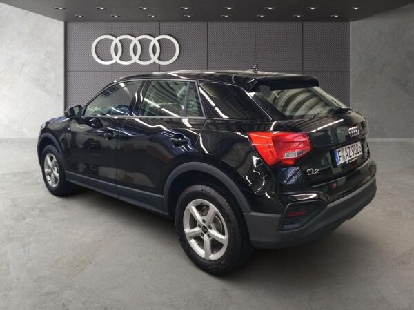Audi Q2 30 TFSI Schaltgetriebe bild 4