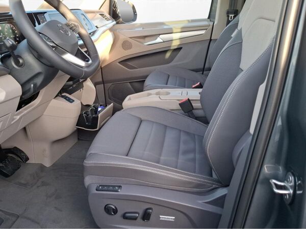Volkswagen T7 Multivan Lang Edition Leder Pano AHK Navi Head-Up bild 2