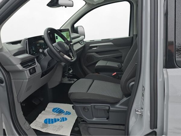 Volkswagen Caravelle T7Lang Edition Pano Navi Standheizung Soundsystem bild 2