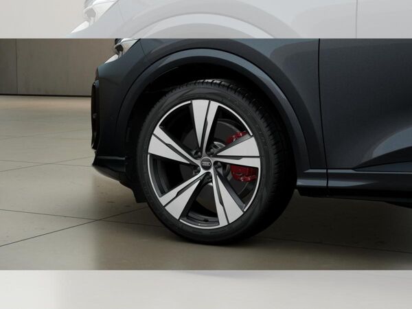Audi Q5 Sportback e-hybrid quattro !!! VORLAUF !!! bild 6