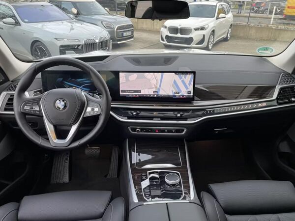 BMW X5 xDrive30d || Pano AHK SoftClose 360° DAProf bild 3