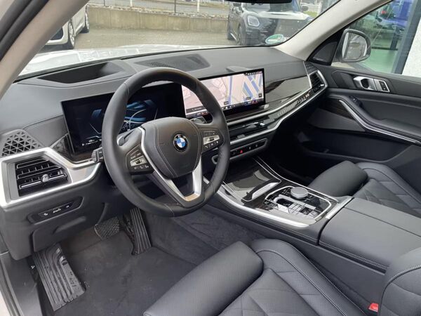 BMW X5 xDrive30d || Pano AHK SoftClose 360° DAProf bild 4