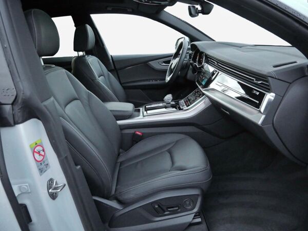 Audi Q8 50 TDI quattro Pano*air*HuD*Matrix* bild 4