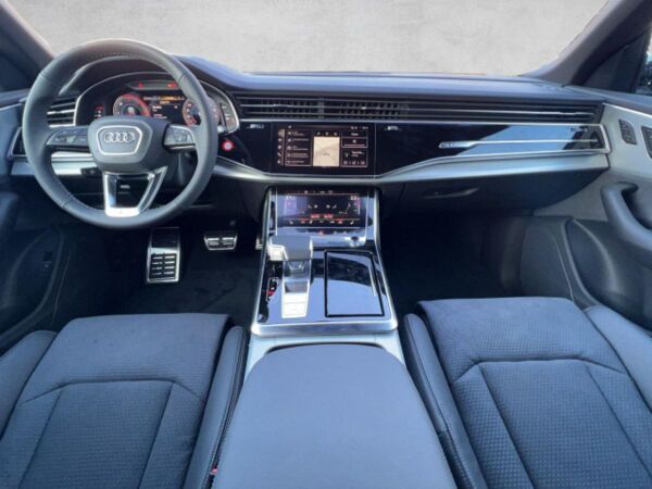 Audi Q8 45 TDI quattro tiptronic+AHK+LUFTFAHRWERK+PANO bild 5
