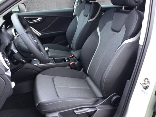 Audi Q2 advanced 30 TFSI Schaltgetriebe bild 5