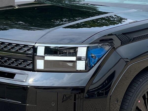 Hyundai SANTA FE Hybrid 239 PS 4WD AT Blackline 5-Sitzer, Panoramadach bild 5
