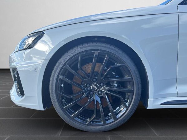 Audi RS4 Avant Last Edition 1 of 25 / 360° Kamera, Keyless Entry, Lenkradheizung,  Massagesitze, Soundsystem bild 6