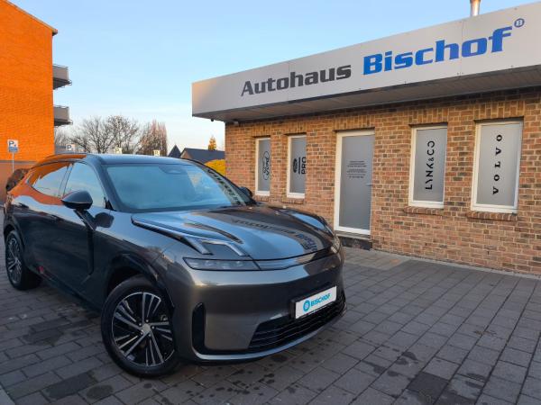 LYNK & Co 08 Core PHEV ALLE FARBEN G bild