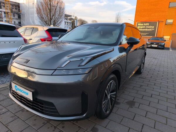 LYNK & Co 08 Core PHEV ALLE FARBEN G bild 2