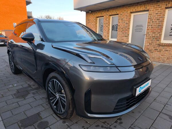 LYNK & Co 08 Core PHEV ALLE FARBEN G bild 7