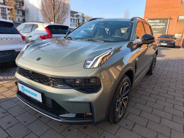 LYNK & Co 01 PHEV Core P bild 2