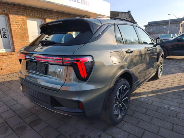 LYNK & Co 01 PHEV Core P bild 6