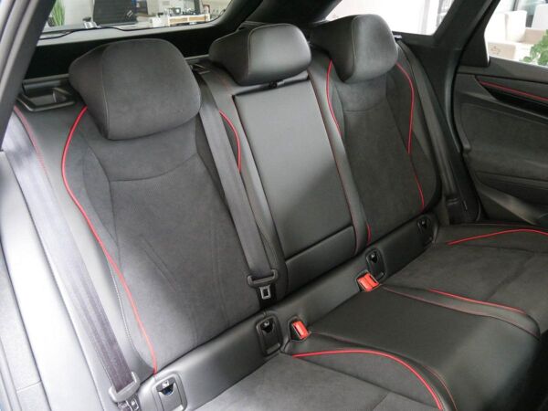 Volkswagen ID.7 GTX Tourer 4MOTION 86 kWh 1-Gang-Automatik bild 4