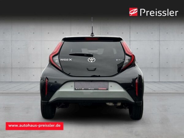 Toyota Aygo X Hybrid 1,5 l Teamplayer CVT * Sitzhzg., LED Apple CarPlay Android Auto Musikstreaming DAB bild 7