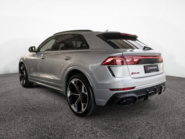 Audi RS Q8 performance Carbon 305kmh B&O Winterreifen UPE 219.295€ bild 2