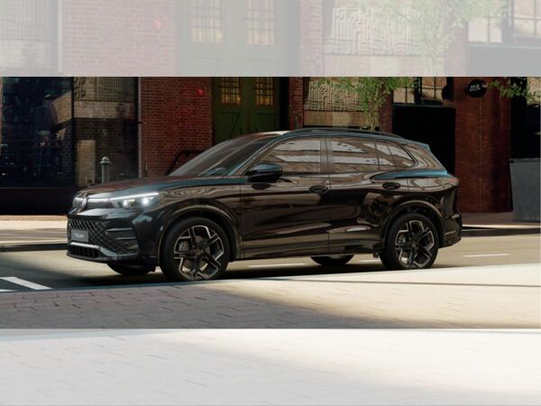 Volkswagen Tiguan R-Line 2,0l DSG 4MOTION*AHK *Rear View 360*ACC*Navi Discover* Harman Kardon* bild 2