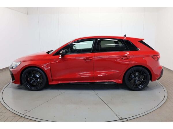 Audi RS3 Sportback TFSI quattro 280 km/h bild 5