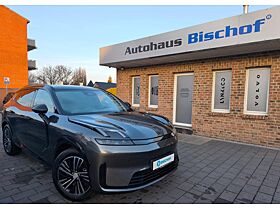 LYNK & Co 08 Core PHEV ALLE FARBEN P