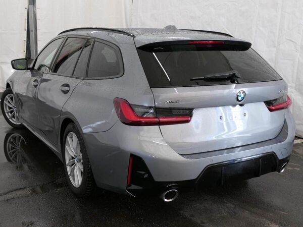 BMW 330 i xDr. Tour. "M Sport"  AHK, ACC, Parkass. +, LC Prof., uvm. bild 6