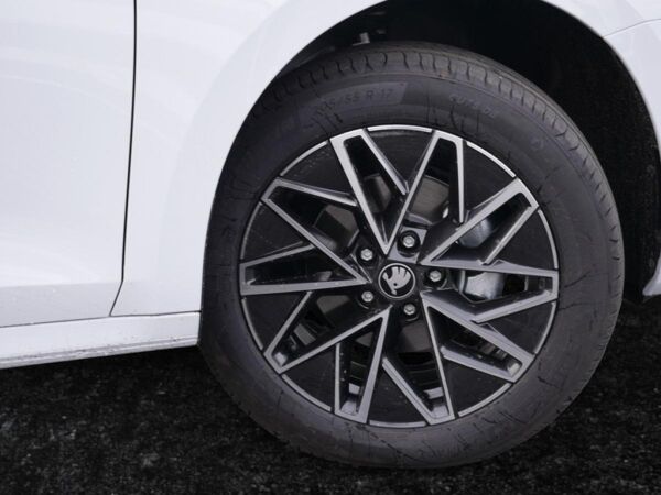 Skoda Octavia Combi 2.0 TDI DSG Balance SHZ NAVI AHK ACC LED *869* bild 5