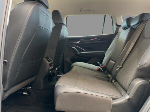 Volkswagen Tayron Life 1.5 TSI DSG 7-Sitze Navi AHK Kamera bild 7