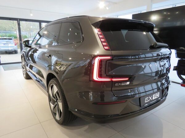 Volvo EX90 Ultra Twin Performance 7-Sitzer, 22 Zoll, Winter-P., Pilot-Assist bild 4