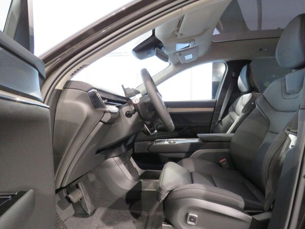 Volvo EX90 Ultra Twin Performance 7-Sitzer, 22 Zoll, Winter-P., Pilot-Assist bild 7