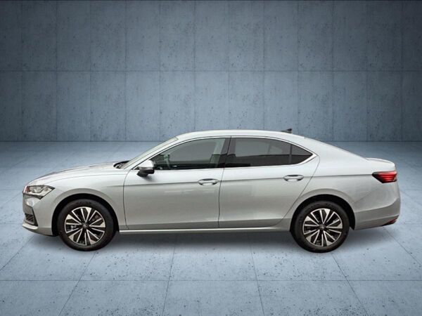 Skoda Superb Selection 2.0l TSI DSG NAVI/LED/PDC/FSE bild 2