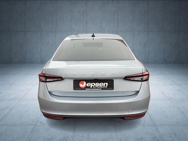 Skoda Superb Selection 2.0l TSI DSG NAVI/LED/PDC/FSE bild 4