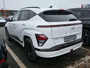 Hyundai KONA Kona TREND NAVI SHZ LHZ LED KLIMA CARPLAY V2L bild 2