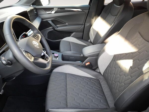 Volkswagen Tiguan 1.5 eTSI Goal AHK Matrix ACC KeyLess 360° bild 7