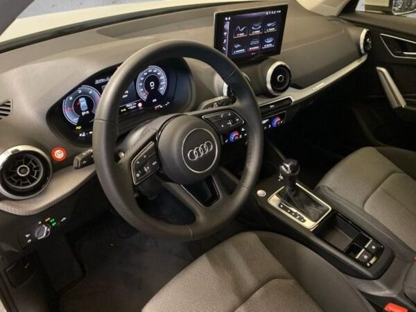 Audi Q2 35 TDI Advanced S tronic *Matrix*AHK*Parken* bild 6
