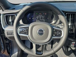 Volvo XC60 T6 AWD Plus Black Edition+Standh+Licht-Pak bild 6