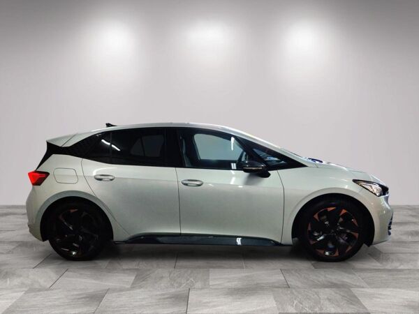 Cupra Born eBoost Pano/Schalensitze/Sitzhz/RFK/07.30Garantie bild 5