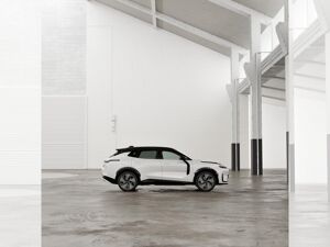 LYNK & Co 08 Core / 200KM Elektrisch / Gewerbe / Alle Farben! bild 4