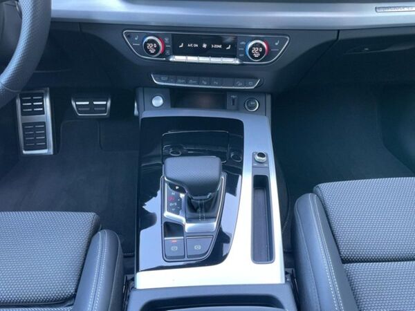 Audi Q5 Sportback S line 40 TFSI quattro S tronic *AHK* bild 5