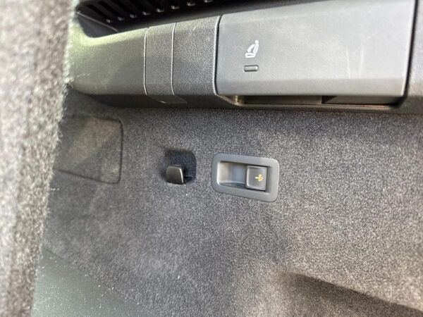 Volkswagen Tayron Life 2.0l TDI 7-DSG 7-Sitzer AHK KAMERA bild 7
