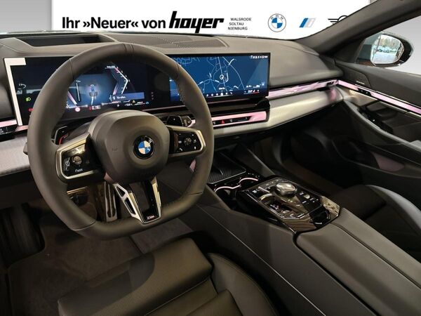 BMW 520 d Touring A M Sportpaket Pro AHK  Head-Up bild 4