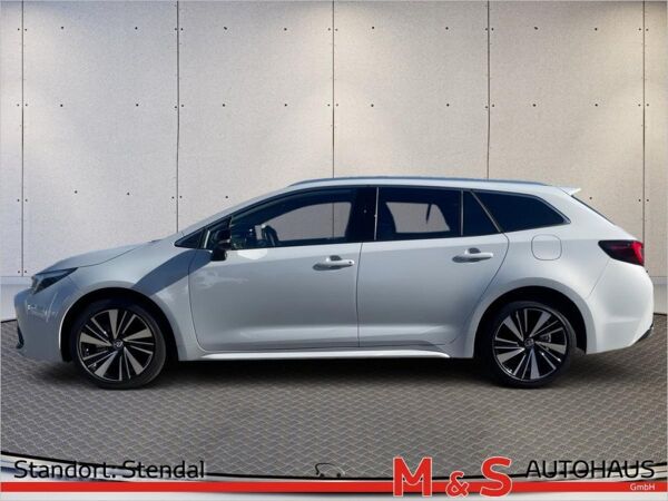 Toyota Corolla Touring Sports 2,0 l Teamplayer bild 3