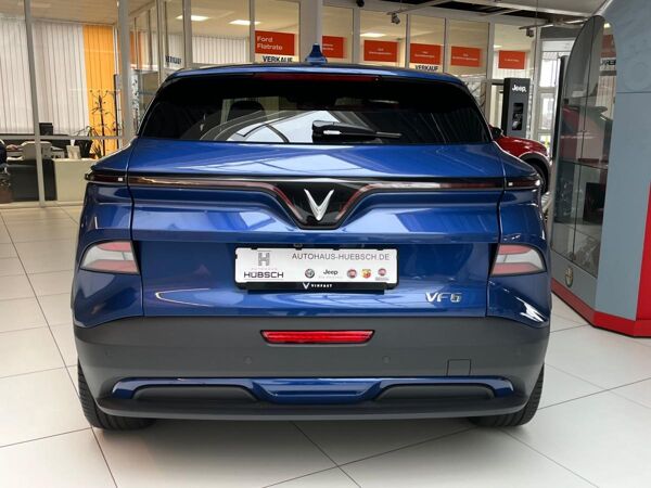 VinFast VF6 59,6 kWh Plus bild 4